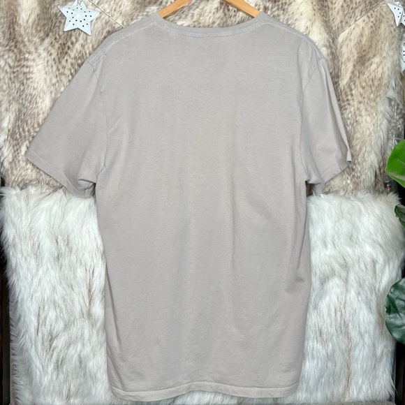 Fox Short Sleeve Graphic T-Shirt - Picture 4 of 4